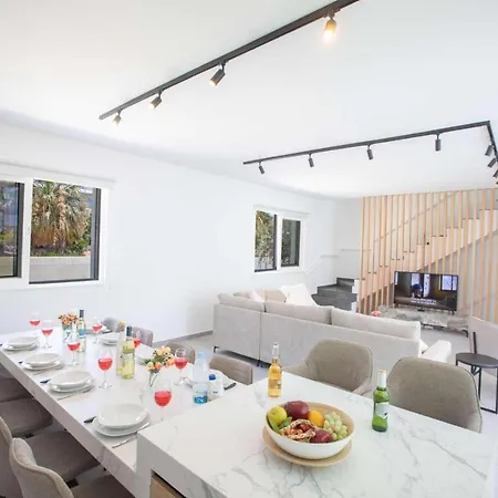 Kube 4 Ayia Napa